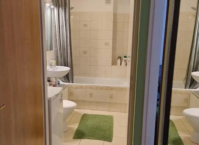 Greenapartament كراكوفيا